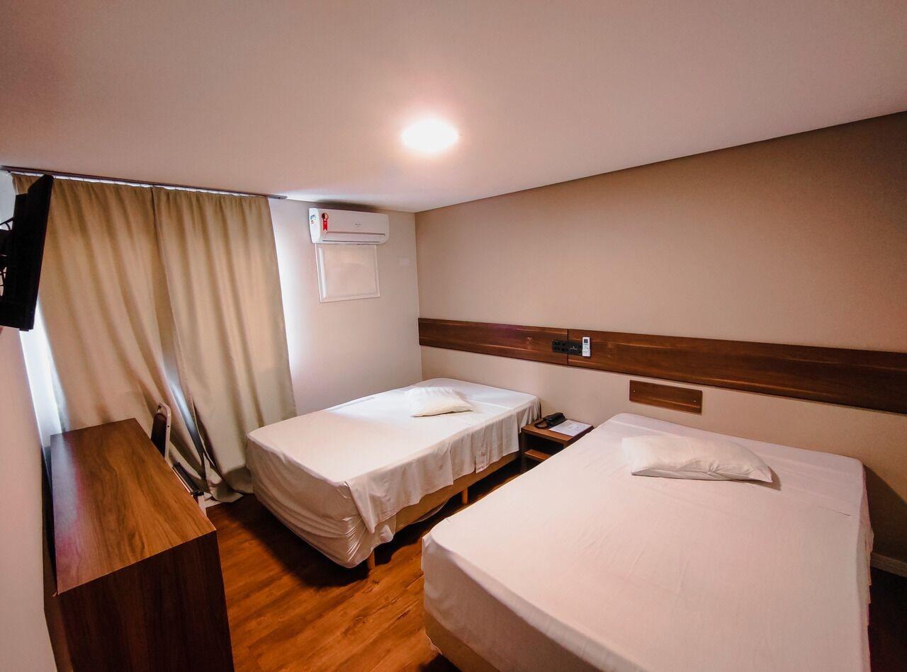 Granville Hotel Curitiba Luaran gambar