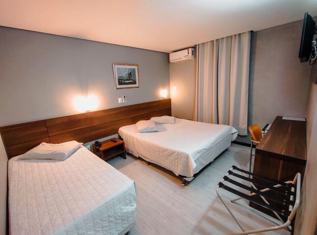 Granville Hotel Curitiba Luaran gambar