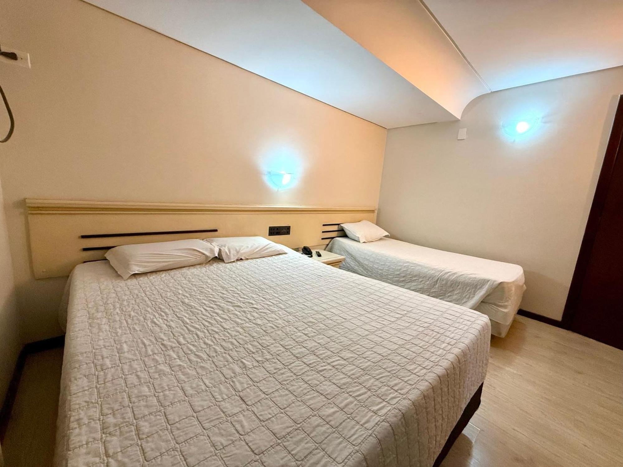 Granville Hotel Curitiba Luaran gambar